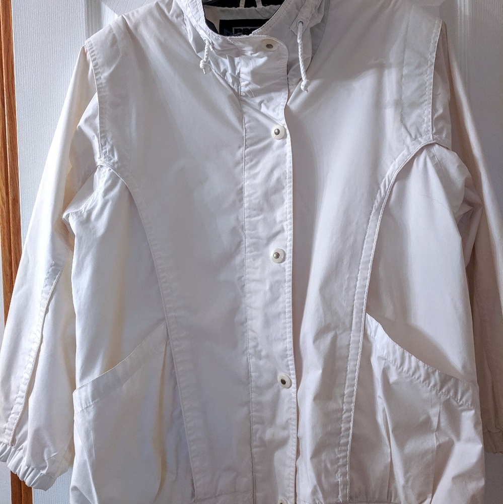 Pacific Trail White Lightweight Jacket MEDIUM